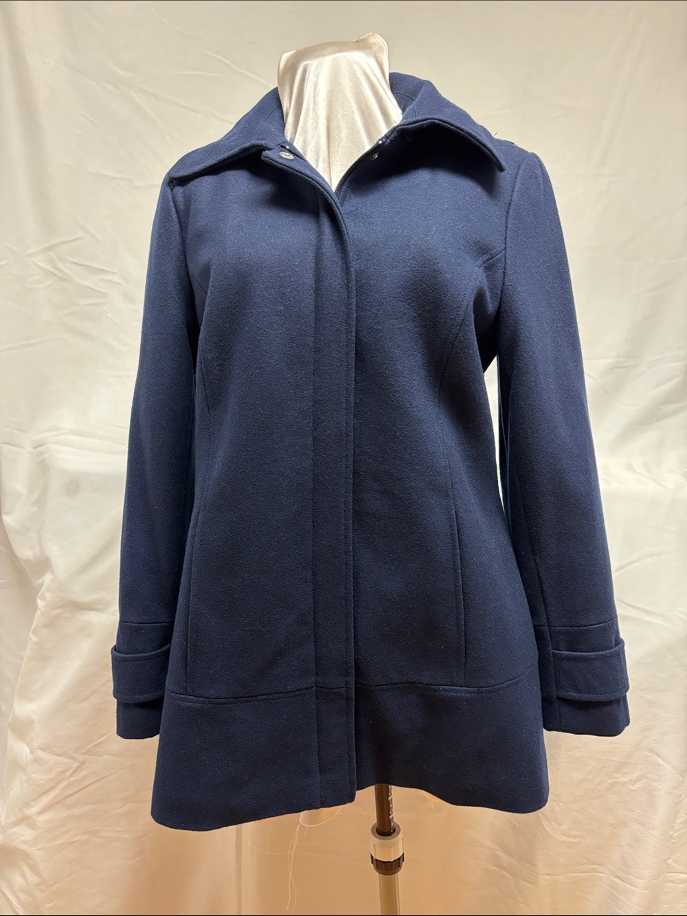 Women's Navy Wool-Blend Pea Coat - Tailored Classic Outerwear